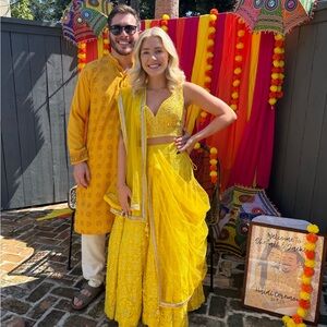 Yellow embroidered 3 piece choli, lehenga, dupatta- xs